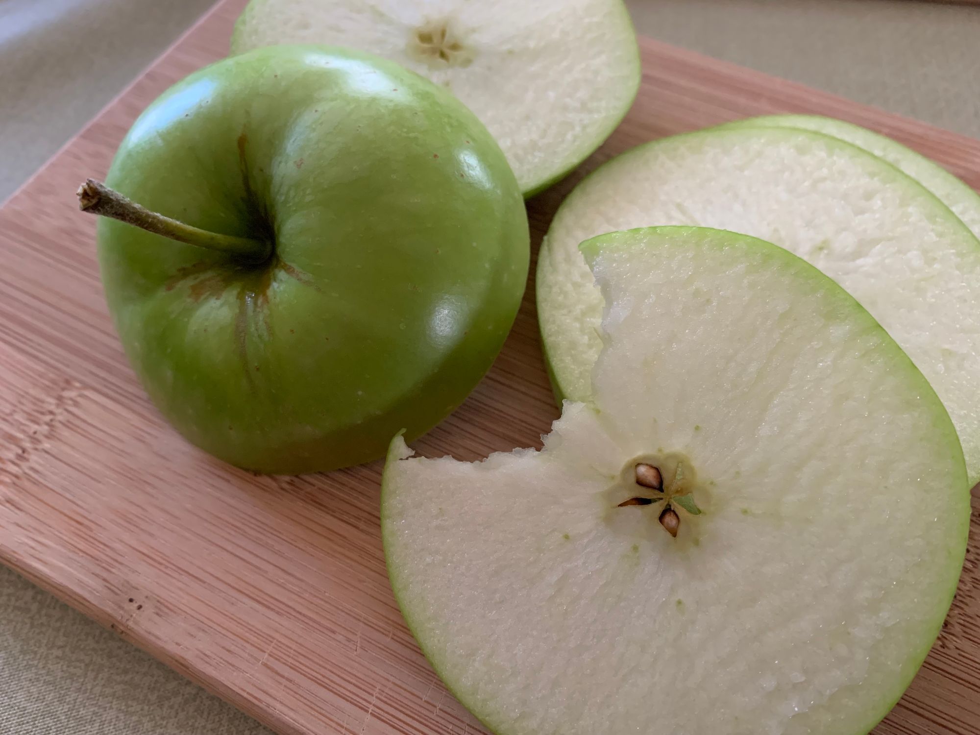 夏りんご始まりました🍏🍏🍏 | 青森びいき