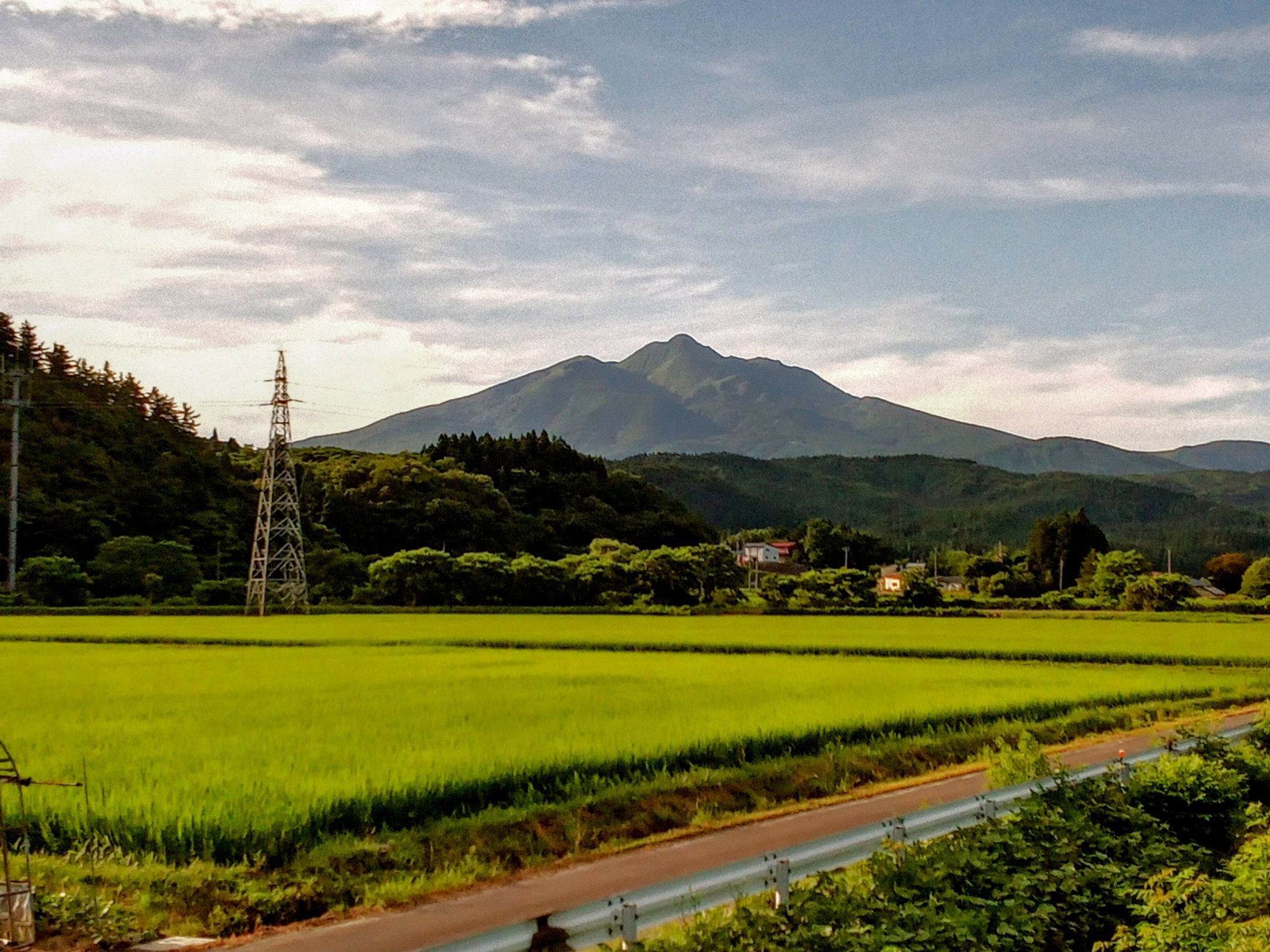 鰺ヶ沢〜嶽きみ畑 岩木山 2025/07/20 朝 | 青森びいき