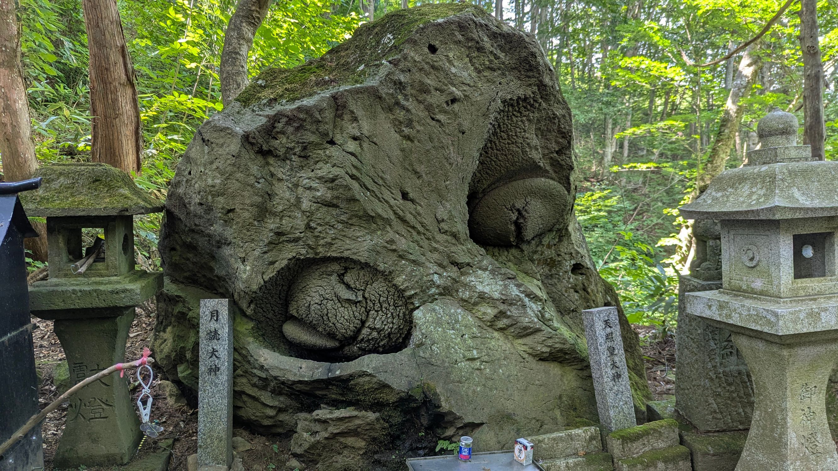 秘境！奇岩！石神神社👀 | 青森びいき