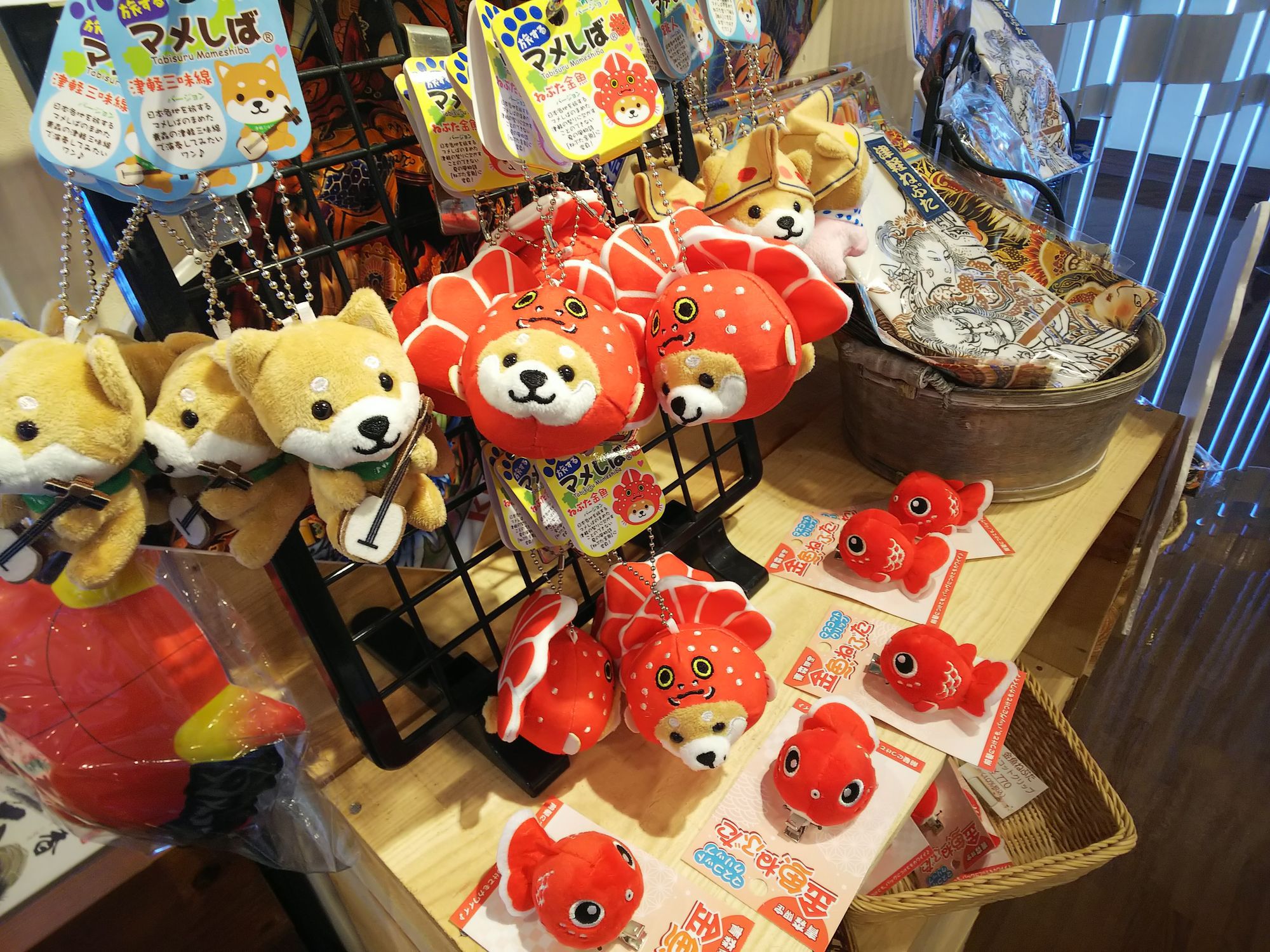 売店商品食べてみた】第52弾 あおもりりんごグミ | 青森びいき