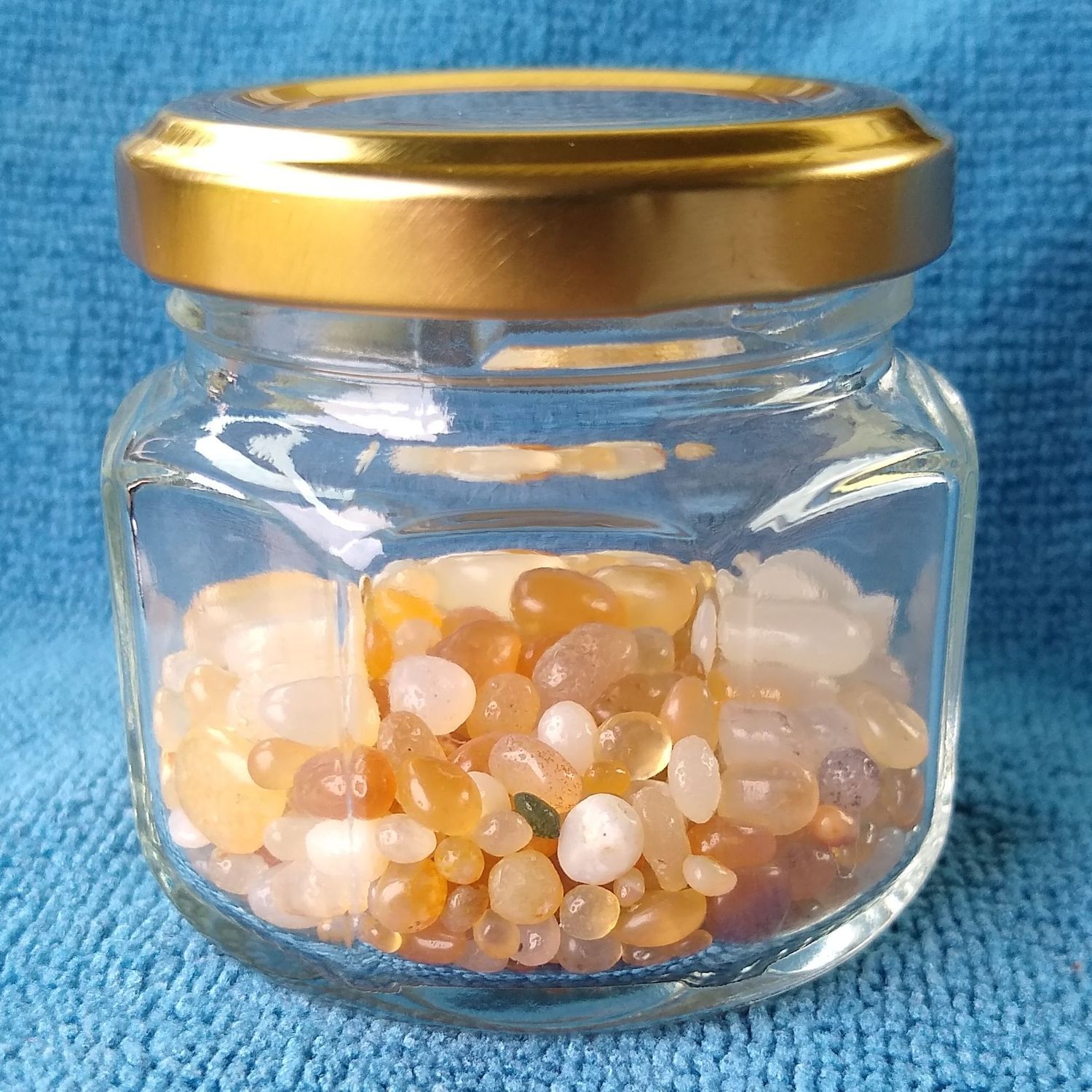 ビーチコーミング 今別町 舎利石 | 青森びいき