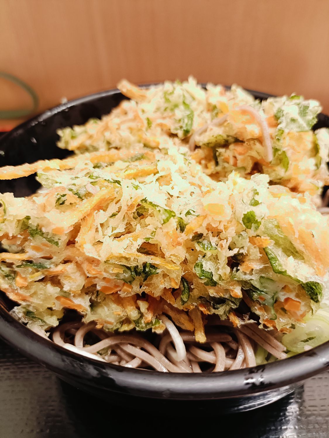 東北牧場完全有機野菜シリーズ🐎人参と大葉のかき揚げそば🥕🌿よもだ