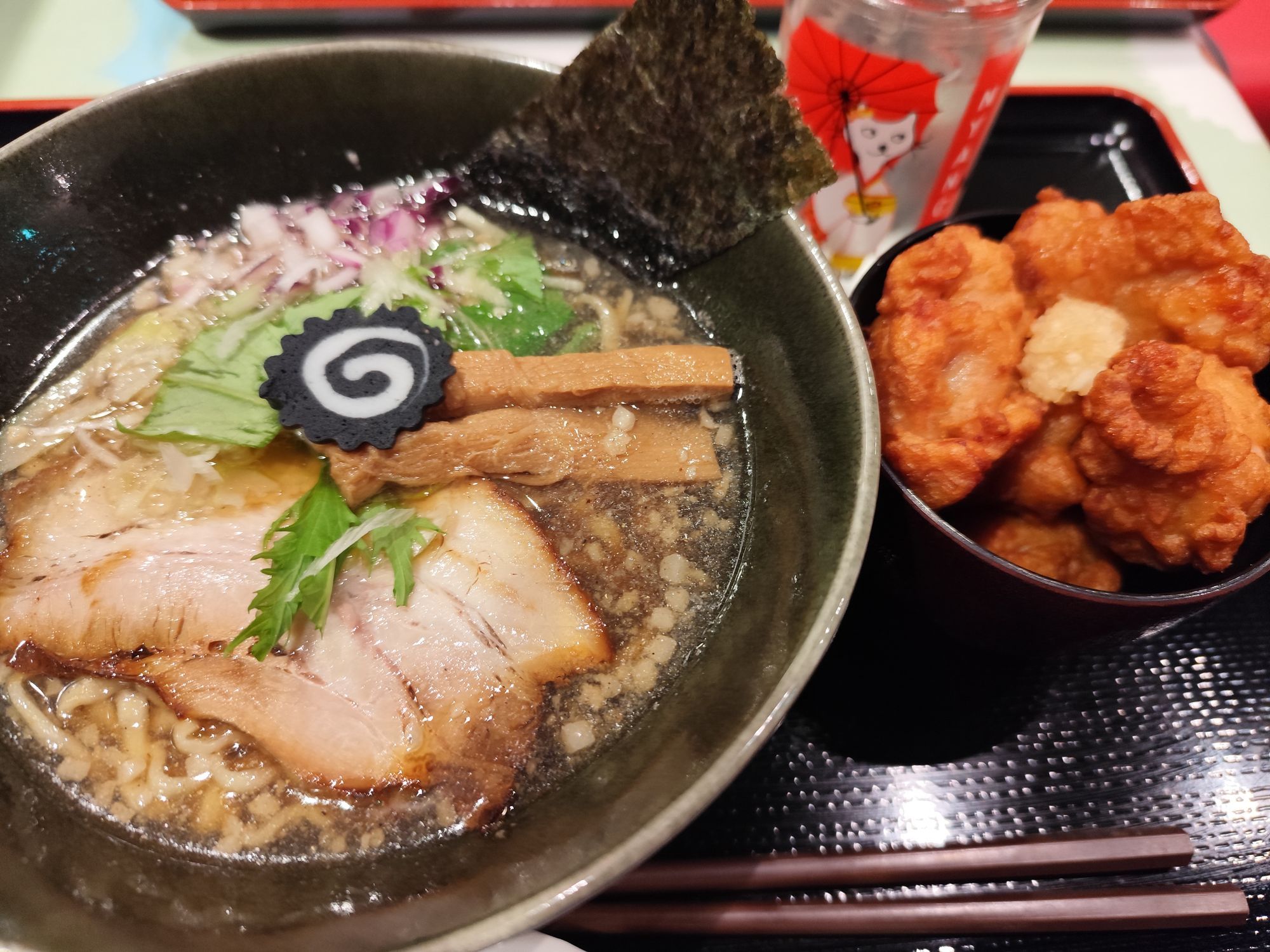 新宿】弘前煮干し中華そばスタンド ニボる?🍜 | 青森びいき