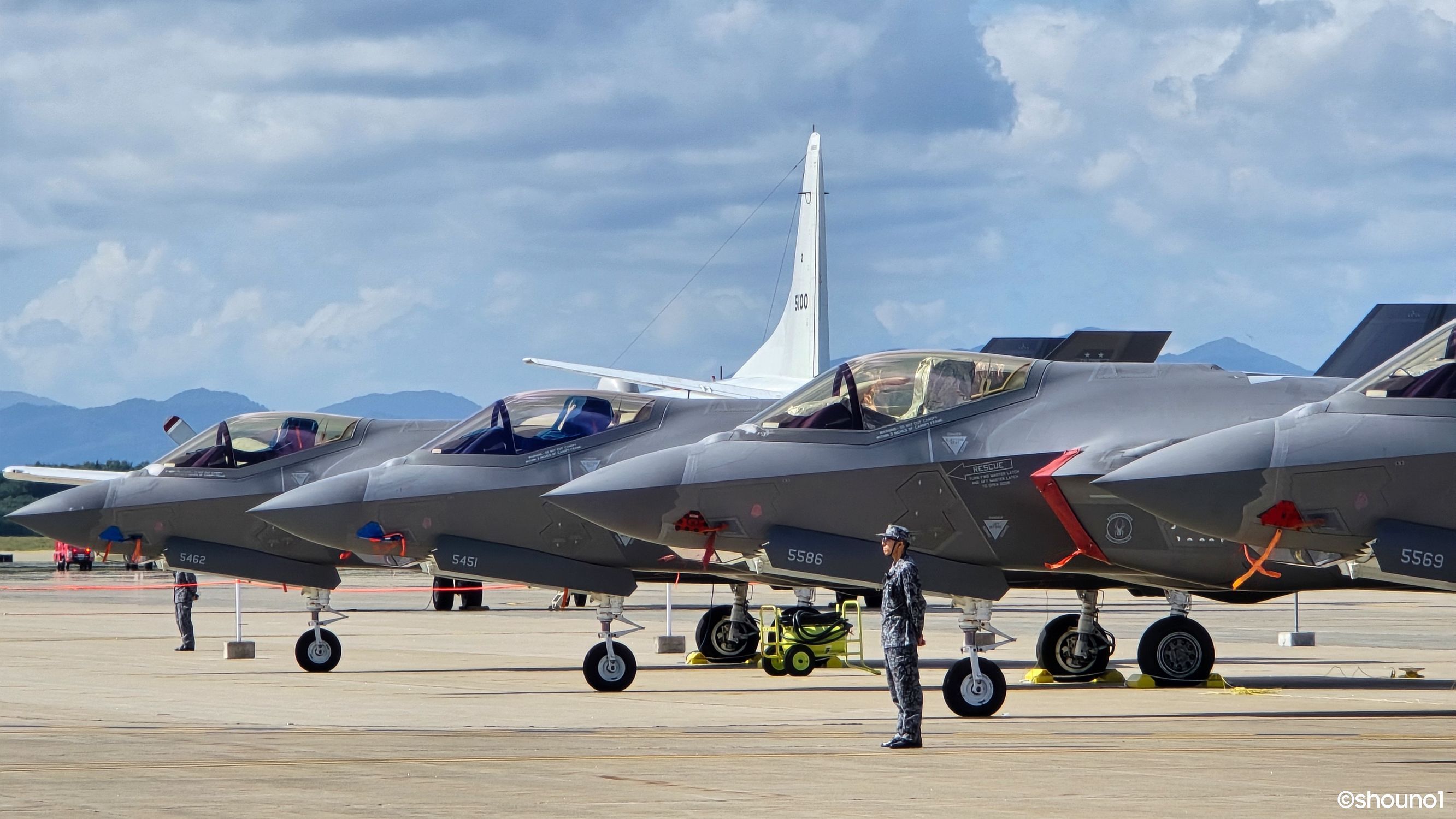 三沢基地航空祭2025】初めての航空祭。大渋滞と大混雑に翻弄。迫力の