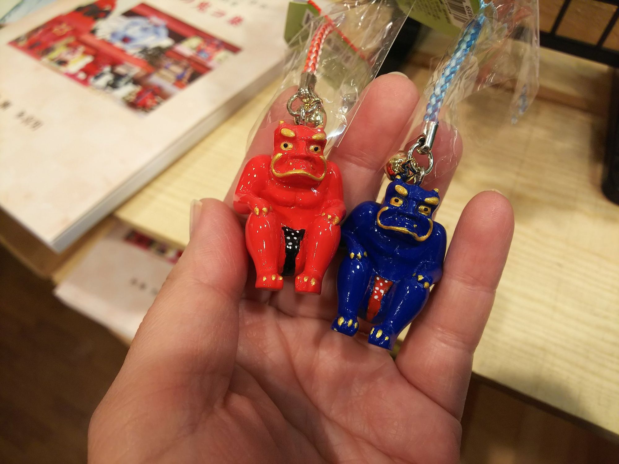 売店商品使ってみた】第2弾 鳥居の鬼コお守り | 青森びいき