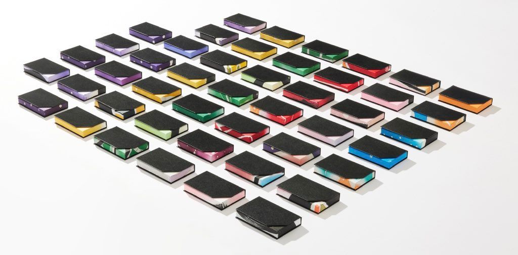 ねぶたのかけら名刺入れ ねぶたのかけらの名刺入れ」11日（土）より数量限定販売 運行された