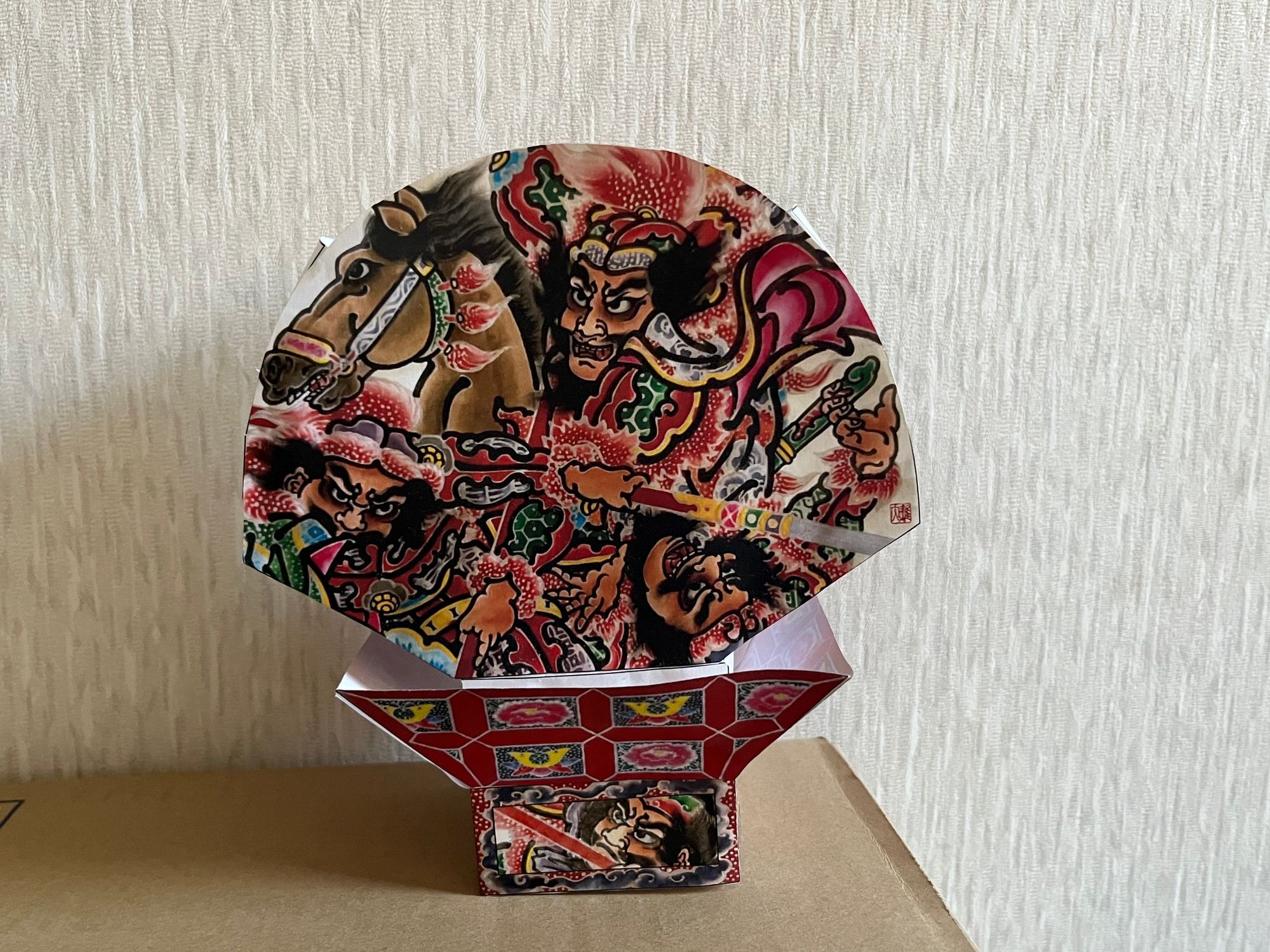 弘前ねぷたを手作り！ペーパークラフトで見返り絵まで再現✨横顔も