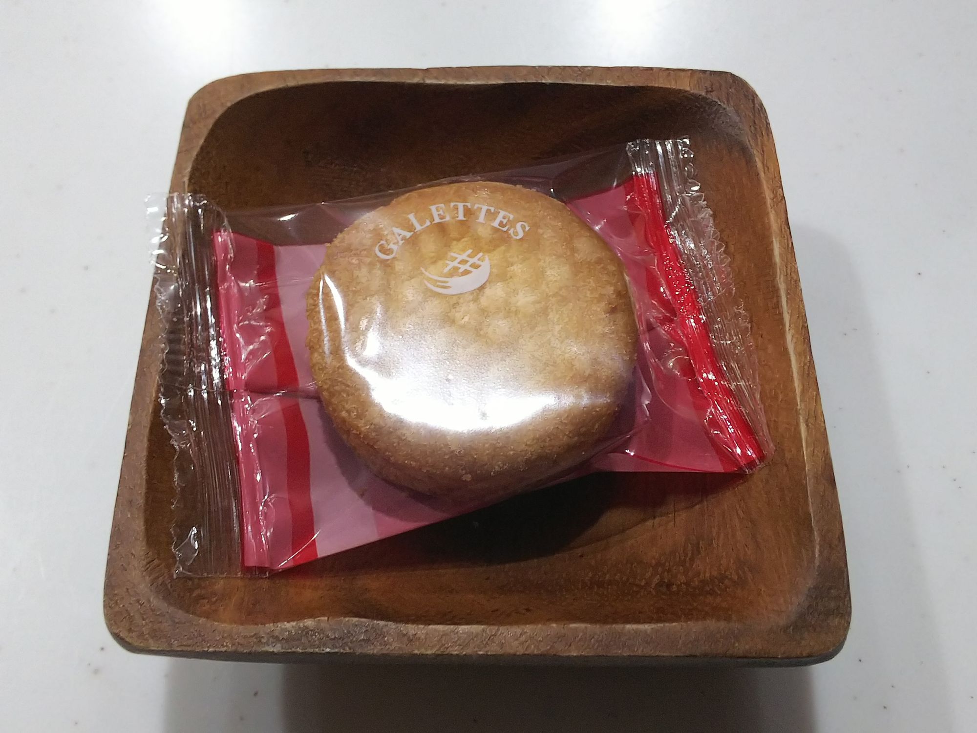 売店商品食べてみた】第30弾 青森りんご ちょっと贅沢 チョコin