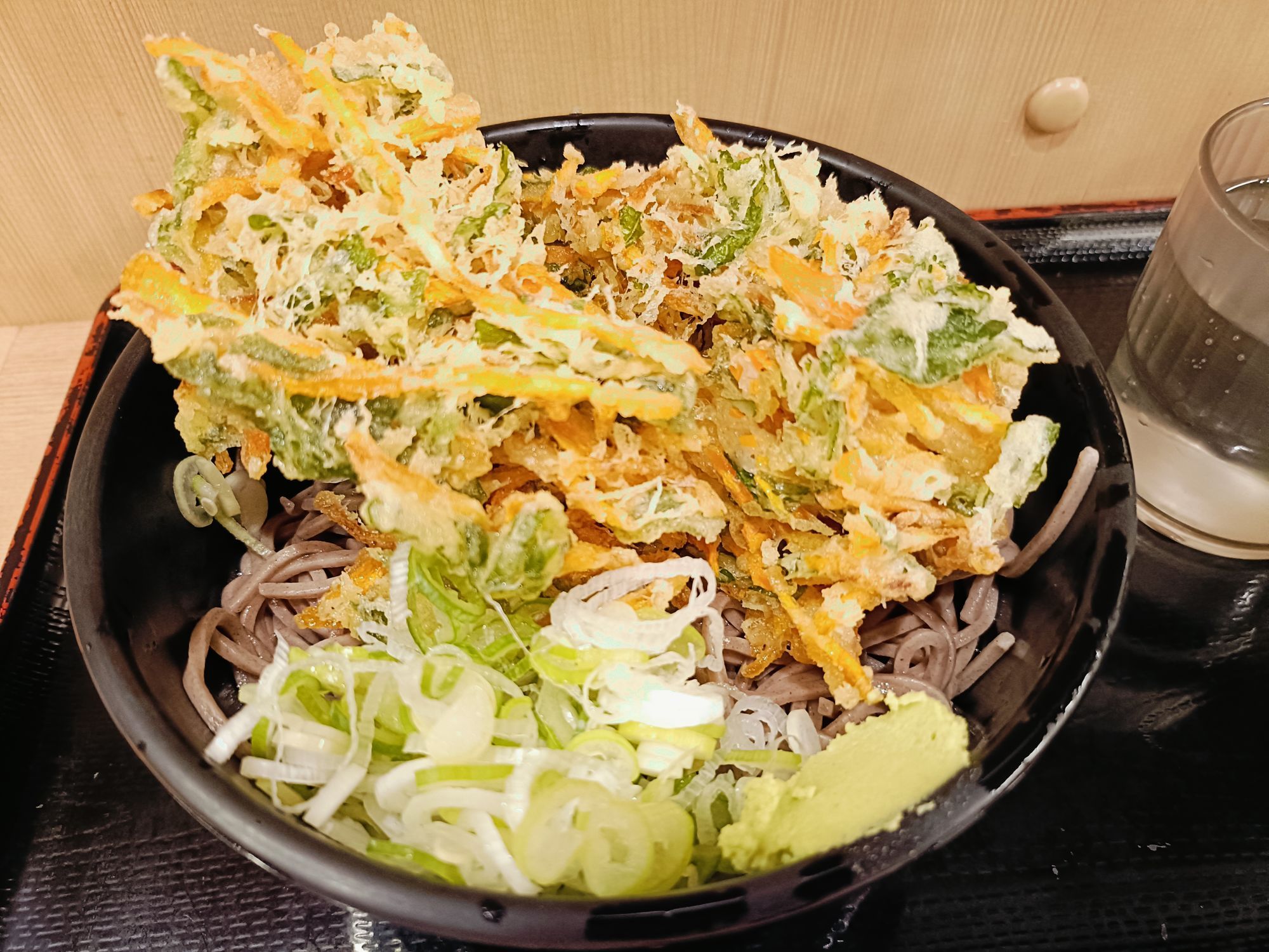 東北牧場完全有機野菜シリーズ🐎人参と大葉のかき揚げそば🥕🌿よもだ