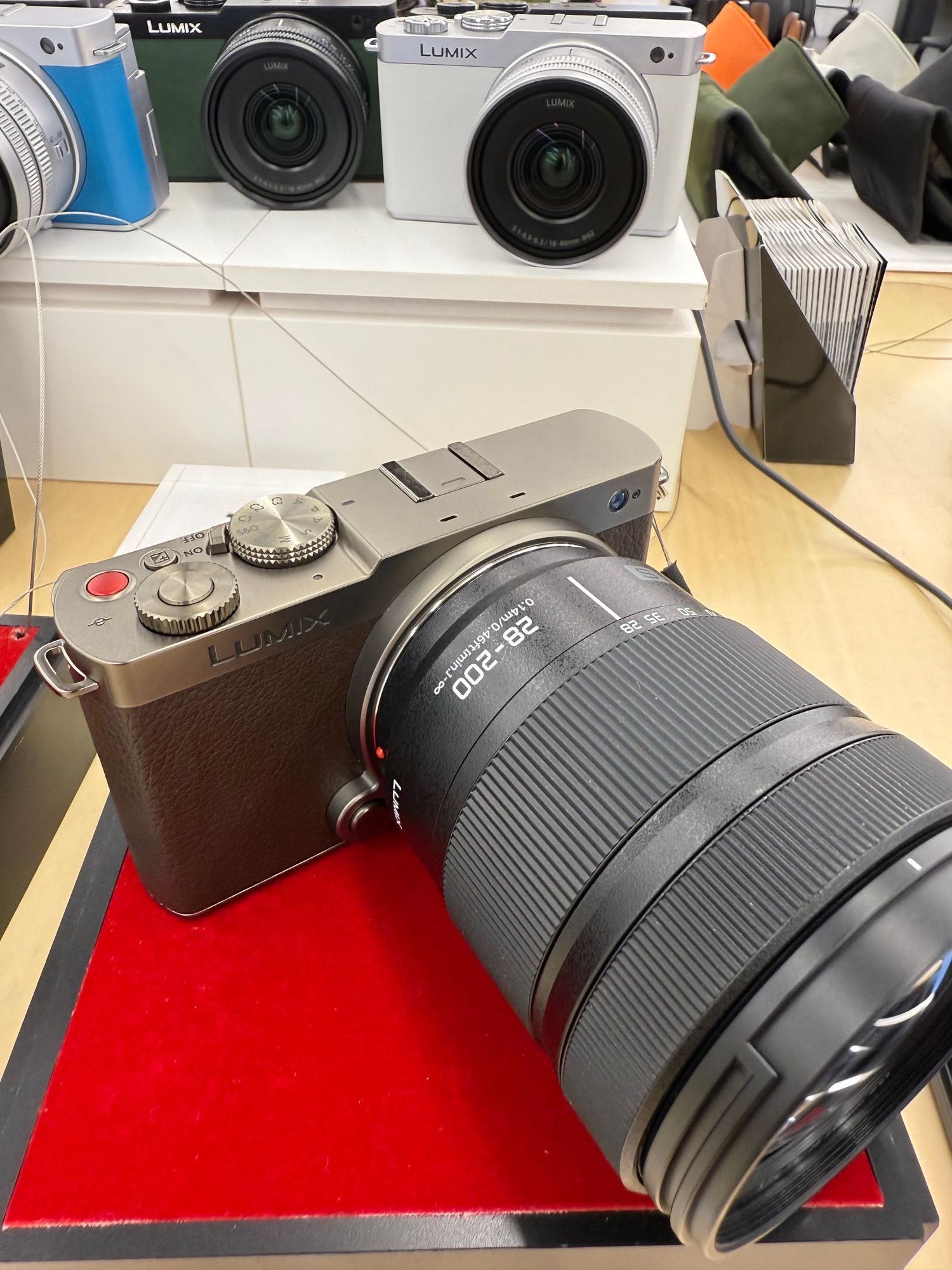 S9 チタンゴールドがかっこいい | LUMIXコミュニティ