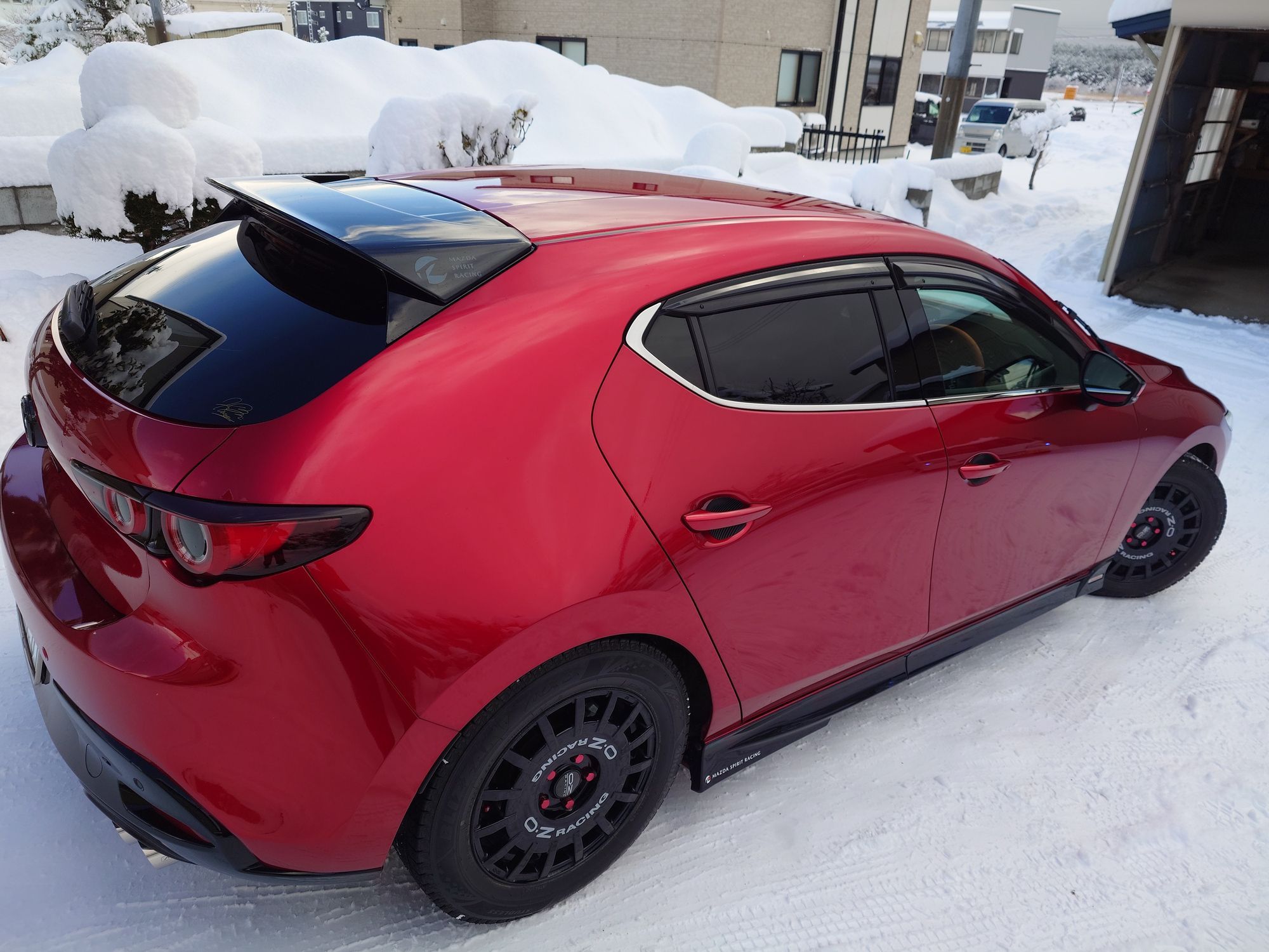 スタッドレス用に16インチを履いていた頃の写真を発掘。 | CLUB MAZDA