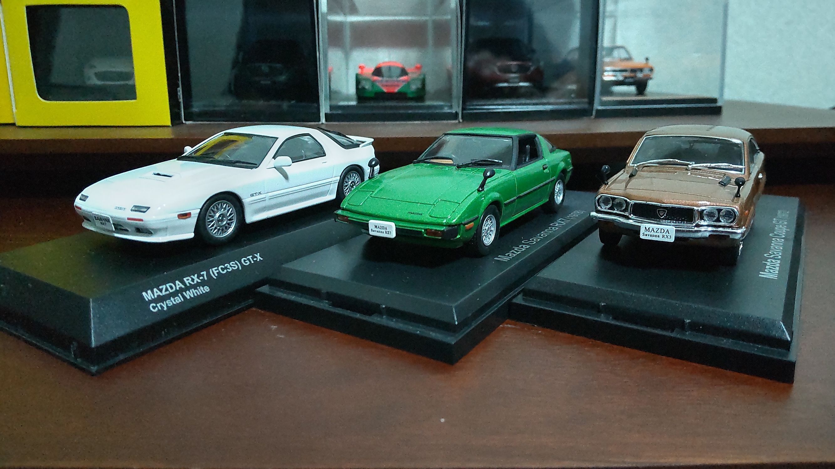 ミニカーで辿る歴史 | CLUB MAZDA COMMUNITY
