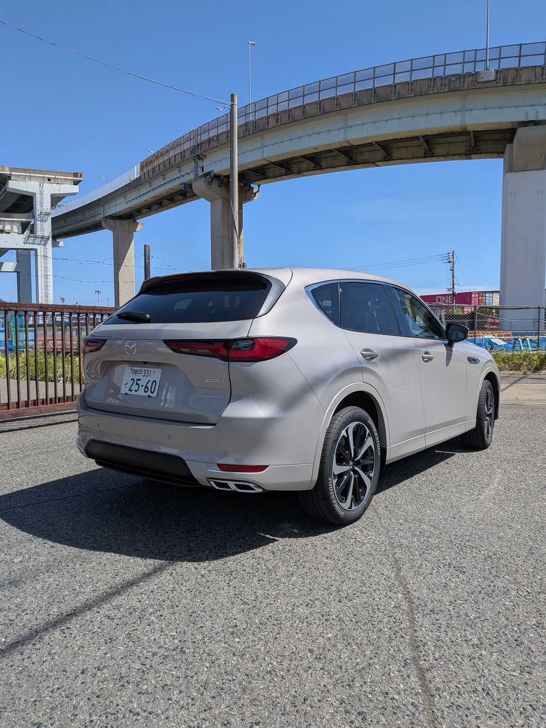 進化したCX-60試乗記】フラッグシップSUVが魅せる“上質”な走り——CX-8
