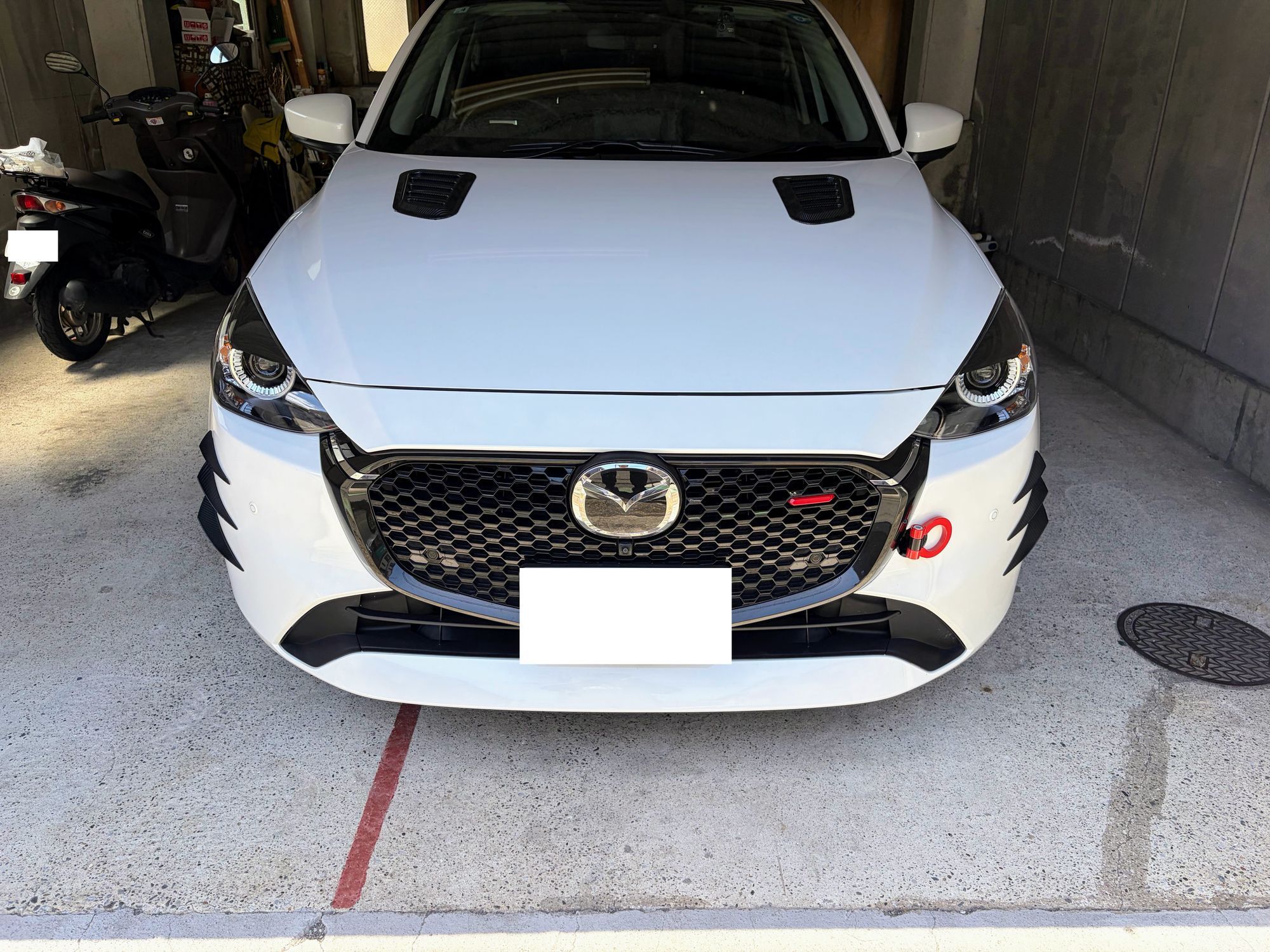 猫の髭を探しています（笑） | CLUB MAZDA COMMUNITY
