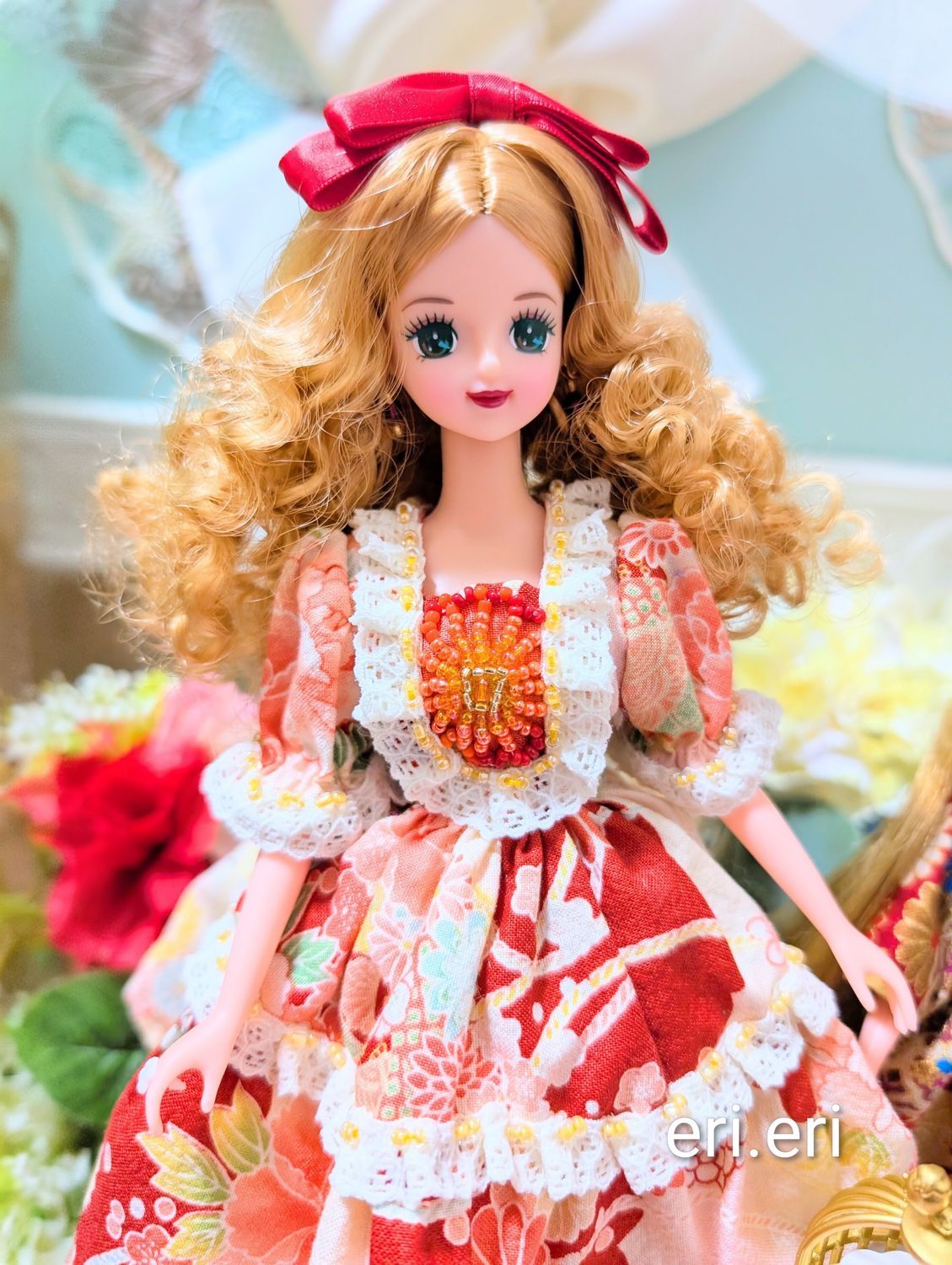 あやのちゃんと文化人形風ドレス | リカちゃんポータル