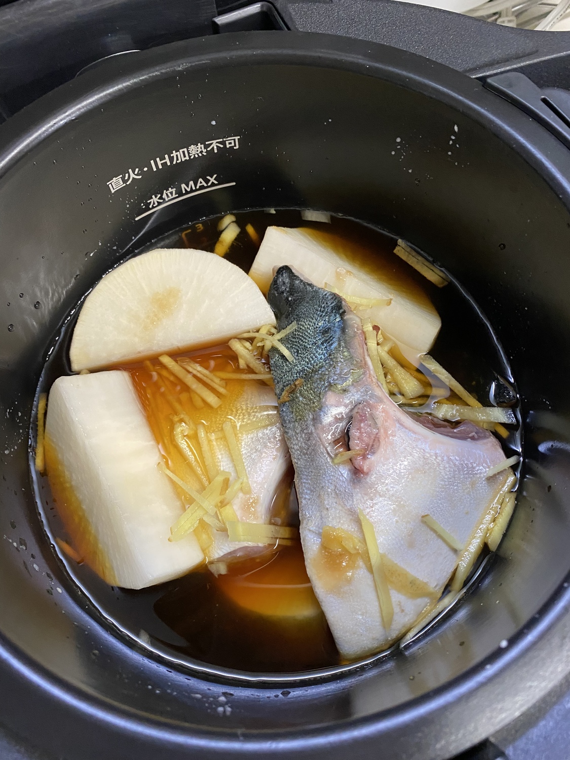 ホットクック部 ブリ大根